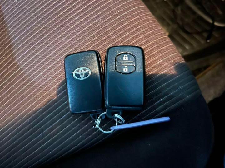 2011 Toyota Vitz